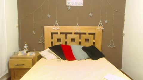 Snapshot of valesantodomingo chatting on 12-04-24, 01:36 Sofia online show from 12-04-24, 01:36