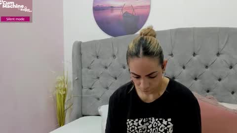 Valesskahall online show from 11-20-25, 11:54