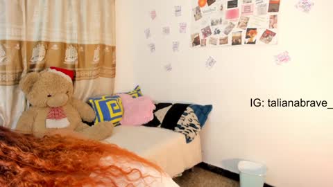 Snapshot of valientegirl_ chatting on 02-04-25, 05:10 VALIENTE  online show from 02-04-25, 05:10