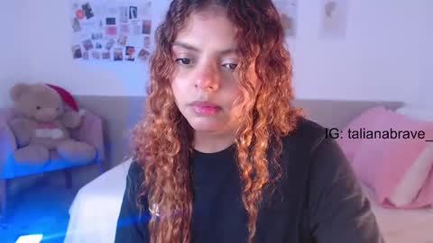 Snapshot of valientegirl_ chatting on 03-07-25, 02:25 VALIENTE  online show from 03-07-25, 02:25