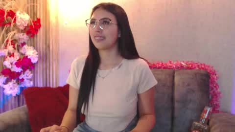 Snapshot of valk_diaz chatting on 02-19-26, 05:25 Valk online show from 02-19-26, 05:25