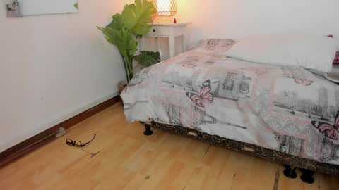 Valka  online show from 04-08-26, 03:50