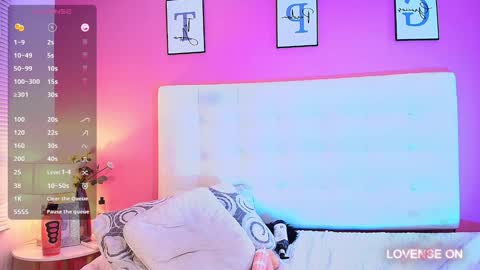 Valkiria moore  online show from 12-23-24, 02:02