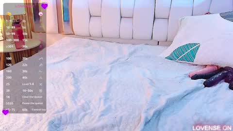 Valkiria moore  online show from 03-10-25, 11:06