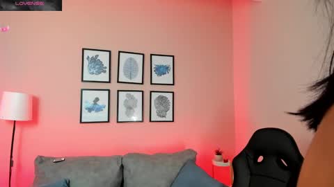 Valkiria online show from 09-17-25, 04:36