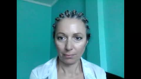 Snapshot of valleriwind chatting on 02-18-25, 03:53 ValleriWind online show from 02-18-25, 03:53