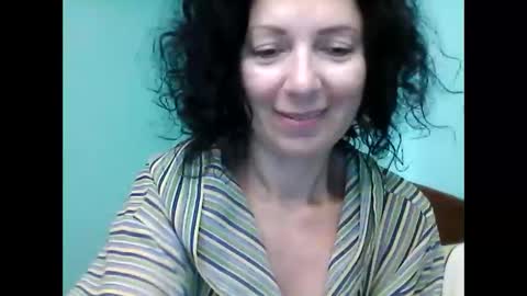Snapshot of valleriwind chatting on 02-24-25, 12:09 ValleriWind online show from 02-24-25, 12:09