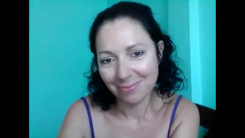 Snapshot of valleriwind chatting on 03-05-25, 12:49 ValleriWind online show from 03-05-25, 12:49