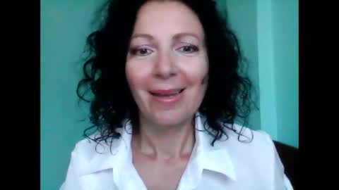 Snapshot of valleriwind chatting on 03-11-25, 12:44 ValleriWind online show from 03-11-25, 12:44