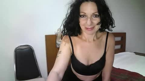 ValleriWind online show from 01-17-26, 11:52