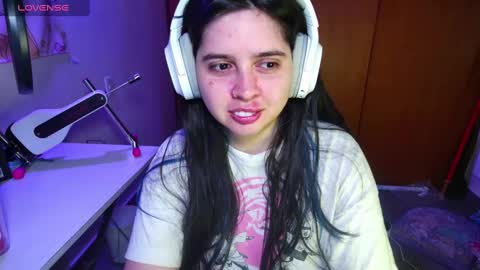 Im Violet online show from 01-28-25, 11:17