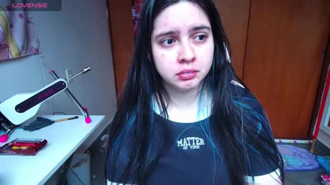 Im Violet online show from 02-09-25, 01:35