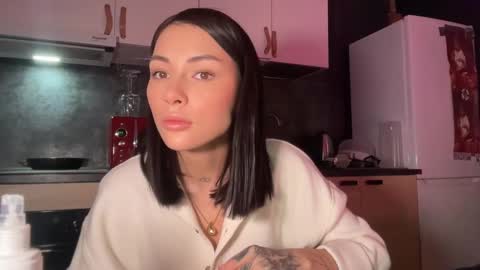 Little Devil online show from 01-30-25, 06:21