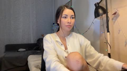 Little Devil online show from 02-08-25, 06:12