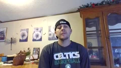 Snapshot of valvenus101 chatting on 12-31-24, 04:46 Val Venus online show from 12-31-24, 04:46