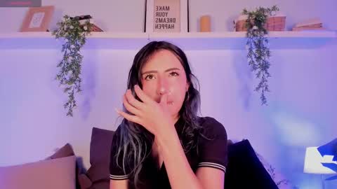 vamp  online show from 10-10-25, 09:58