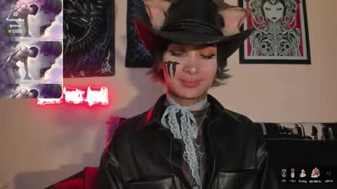 Snapshot of vampiredavyd chatting on 02-05-26, 02:27 david guzman i model independenthelp me with a thumbs up online show from 02-05-26, 02:27