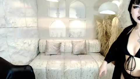 vampkitty_r online show from 02-12-26, 02:01