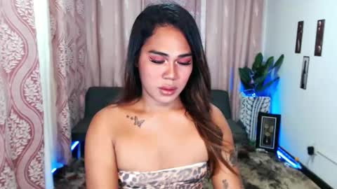 vampy_ebony_laxine online show from 09-14-25, 12:10