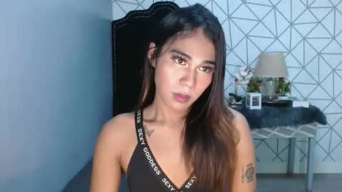 vampy_ebony_laxine online show from 03-01-26, 02:08