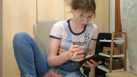 Vanda online show from 11-25-25, 05:18