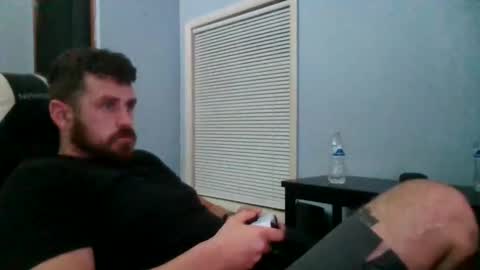 Vandal2021 online show from 11-18-25, 07:46