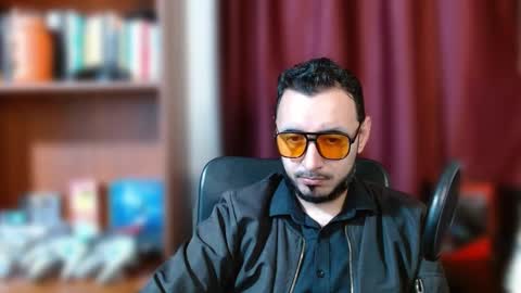 vanderheyl online show from 03-11-25, 01:37