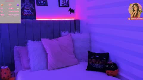 vanesa_moon_ online show from 10-24-25, 12:30