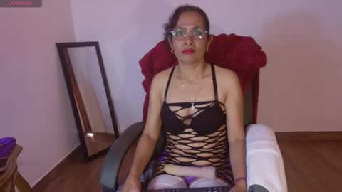 Snapshot of vanessa_7_ chatting on 02-14-26, 09:22 Vanessa online show from 02-14-26, 09:22