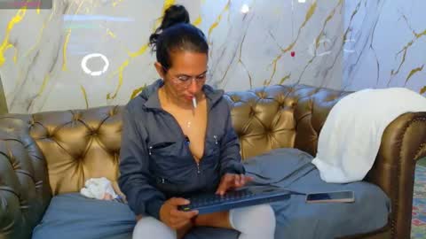 Snapshot of vanessa_7_ chatting on 02-16-26, 10:17 Vanessa online show from 02-16-26, 10:17