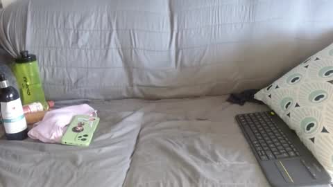 vanessa online show from 12-14-25, 07:58