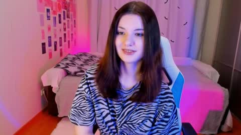 Vanessa online show from 02-08-25, 01:22