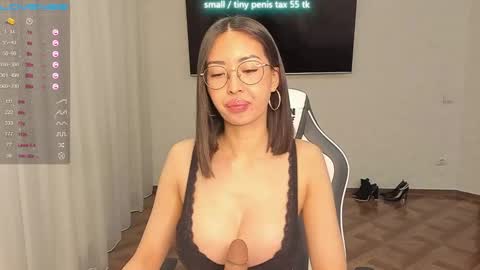 Snapshot of vanessa_sxy chatting on 01-17-25, 01:25 Vanessa online show from 01-17-25, 01:25