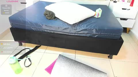 Vanessa Hard online show from 11-05-25, 08:03