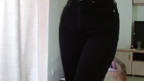 Vanessa online show from 02-23-25, 08:39