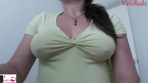 Vanesared2 online show from 02-11-25, 07:59