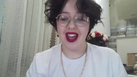 Snapshot of vanessashadow chatting on 10-29-25, 03:36 vanessashadow online show from 10-29-25, 03:36