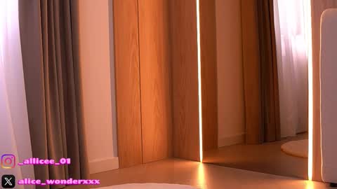 Vanessa Simon online show from 03-14-26, 06:30