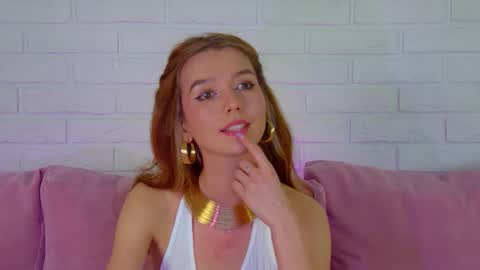 VanessaVienne online show from 01-18-26, 04:22