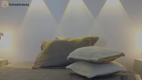 New account follow me online show from 02-22-25, 08:53