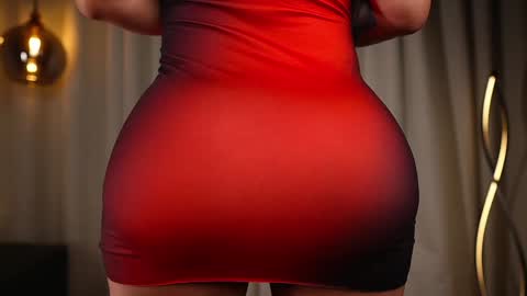 Vania  online show from 01-25-25, 02:04