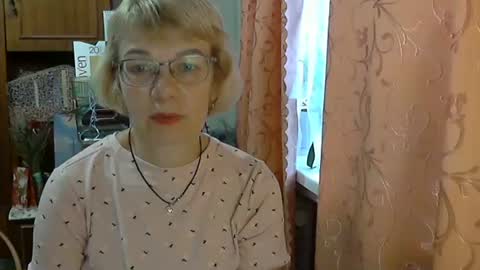 Snapshot of vanillaxcreamy chatting on 12-03-24, 10:39 Vanillaxcreamy online show from 12-03-24, 10:39