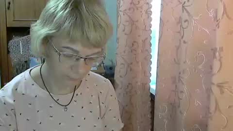 Snapshot of vanillaxcreamy chatting on 12-08-24, 11:14 Vanillaxcreamy online show from 12-08-24, 11:14