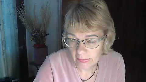 Snapshot of vanillaxcreamy chatting on 01-07-25, 01:03 Vanillaxcreamy online show from 01-07-25, 01:03