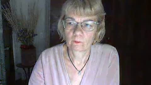 Snapshot of vanillaxcreamy chatting on 01-13-25, 03:26 Vanillaxcreamy online show from 01-13-25, 03:26