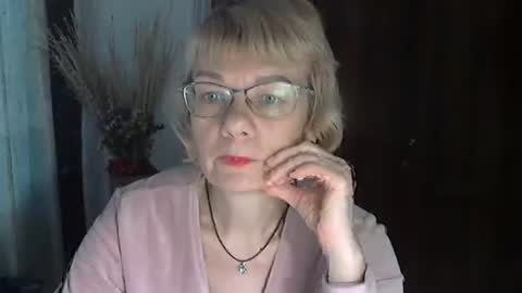 Snapshot of vanillaxcreamy chatting on 01-18-25, 11:54 Vanillaxcreamy online show from 01-18-25, 11:54