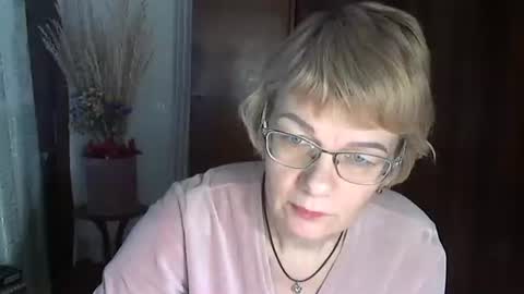 Snapshot of vanillaxcreamy chatting on 01-31-25, 01:23 Vanillaxcreamy online show from 01-31-25, 01:23