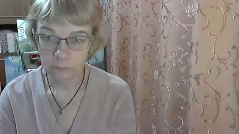 Snapshot of vanillaxcreamy chatting on 02-17-25, 03:31 Vanillaxcreamy online show from 02-17-25, 03:31