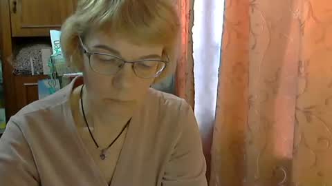 Snapshot of vanillaxcreamy chatting on 02-21-25, 02:38 Vanillaxcreamy online show from 02-21-25, 02:38