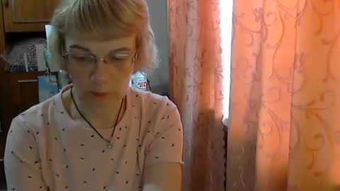 Snapshot of vanillaxcreamy chatting on 03-01-25, 11:39 Vanillaxcreamy online show from 03-01-25, 11:39